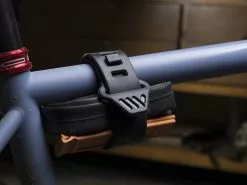 Cinta ALL MOUNTAIN STYLE OS Strap, Siempre Con STYLE !! -BiciMax Ventas AMS Os Strap on a gravel bike frame web