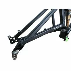 Cuadros Turner Sultan Talla L - Endubikes -BiciMax Ventas sultan negro 5 scaled 1